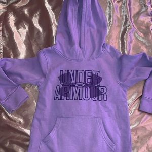 EUC YXS Under Armour hoodie